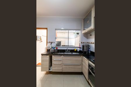 Casa à venda com 120m², 3 quartos e 2 vagas Casa à venda com 120m², 3 quartos e 2 vagasCozinha