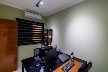 Casa à venda com 120m², 3 quartos e 2 vagas Casa à venda com 120m², 3 quartos e 2 vagasQuarto 1