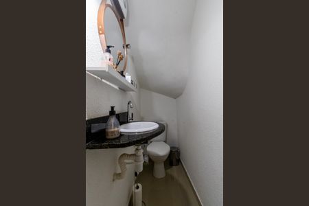 Casa à venda com 120m², 3 quartos e 2 vagas Casa à venda com 120m², 3 quartos e 2 vagasLavabo