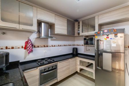 Casa à venda com 120m², 3 quartos e 2 vagas Casa à venda com 120m², 3 quartos e 2 vagasCozinha