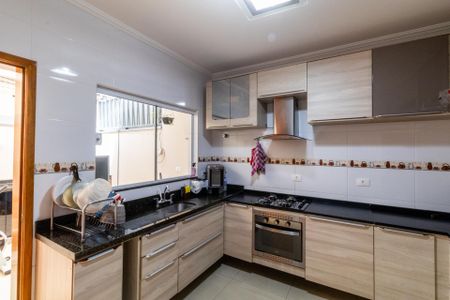 Casa à venda com 120m², 3 quartos e 2 vagas Casa à venda com 120m², 3 quartos e 2 vagasCozinha