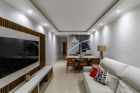 Casa à venda com 120m², 3 quartos e 2 vagas Casa à venda com 120m², 3 quartos e 2 vagasSala
