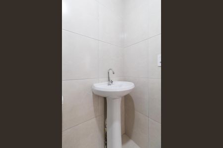 Apartamento para alugar com 38m², 2 quartos e sem vaga Apartamento para alugar com 38m², 2 quartos e sem vagaBanheiro