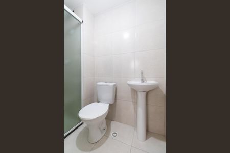 Apartamento para alugar com 38m², 2 quartos e sem vaga Apartamento para alugar com 38m², 2 quartos e sem vagaBanheiro