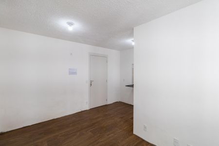 Apartamento para alugar com 38m², 2 quartos e sem vaga Apartamento para alugar com 38m², 2 quartos e sem vagaSala