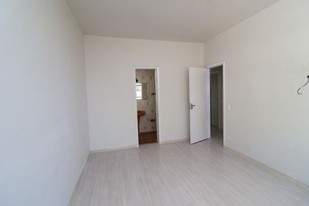 Apartamento para alugar com 111m², 3 quartos e 2 vagasSuíte