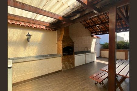 Apartamento para alugar com 111m², 3 quartos e 2 vagasÁrea comum - Churrasqueira