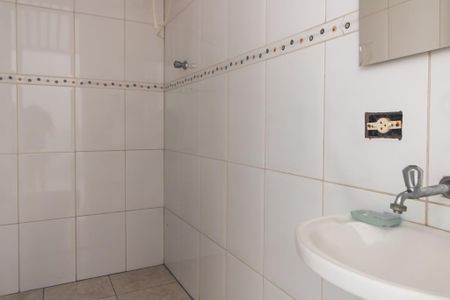 Casa para alugar com 210m², 3 quartos e 5 vagas Casa para alugar com 210m², 3 quartos e 5 vagasBanheiro de serviço