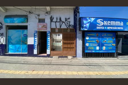 Casa para alugar com 210m², 3 quartos e 5 vagas Casa para alugar com 210m², 3 quartos e 5 vagasFachada