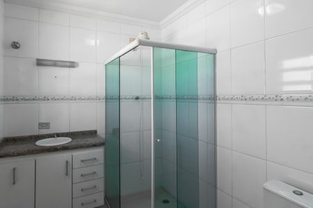 Casa para alugar com 210m², 3 quartos e 5 vagas Casa para alugar com 210m², 3 quartos e 5 vagasBanheiro da Suíte