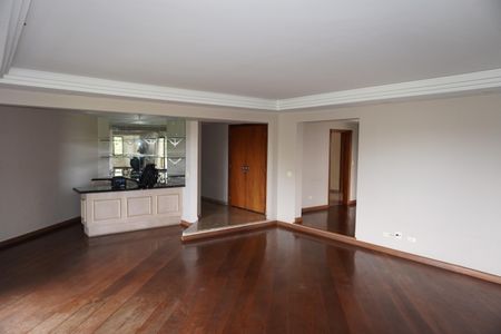 Apartamento à venda com 305m², 4 quartos e 4 vagasSala 1