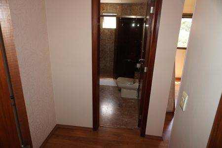 Apartamento à venda com 305m², 4 quartos e 4 vagasCloset