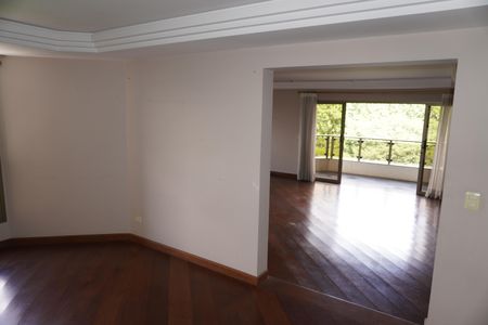 Apartamento à venda com 305m², 4 quartos e 4 vagasSala 3