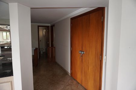 Apartamento à venda com 305m², 4 quartos e 4 vagasSala