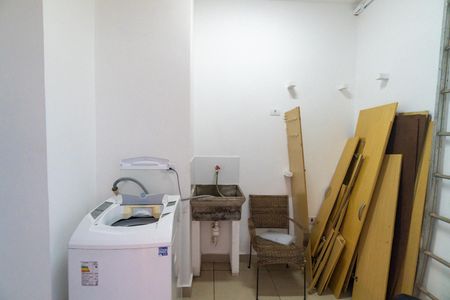 Studio para alugar com 50m², 1 quarto e sem vaga Studio para alugar com 50m², 1 quarto e sem vagaÁrea comum - Lavanderia