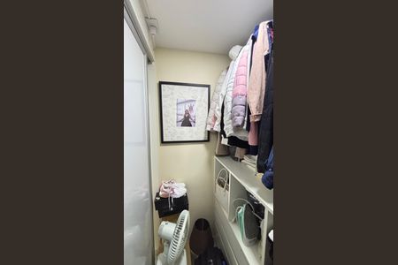 Apartamento à venda com 78m², 2 quartos e 1 vagaArmário