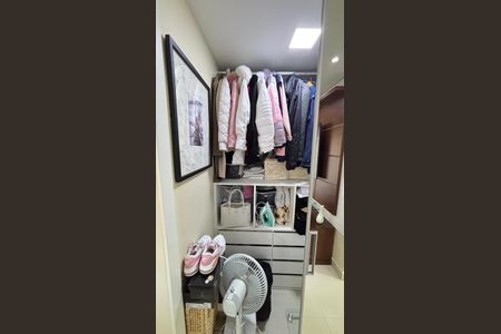 Apartamento à venda com 78m², 2 quartos e 1 vagaArmário