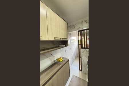 Apartamento à venda com 78m², 2 quartos e 1 vagaCozinha