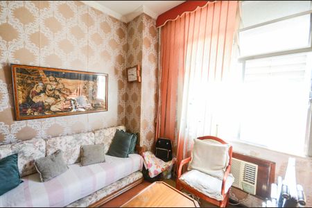 Apartamento à venda com 100m², 2 quartos e 2 vagasQuarto 2