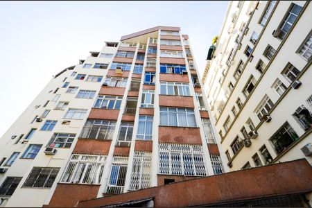 Apartamento à venda com 100m², 2 quartos e 2 vagasFachada