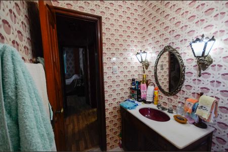 Apartamento à venda com 100m², 2 quartos e 2 vagasBanheiro