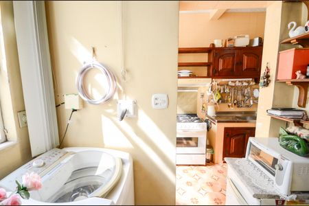 Apartamento à venda com 100m², 2 quartos e 2 vagasÁrea de Serviço