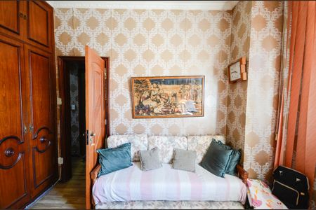 Apartamento à venda com 100m², 2 quartos e 2 vagasQuarto 2