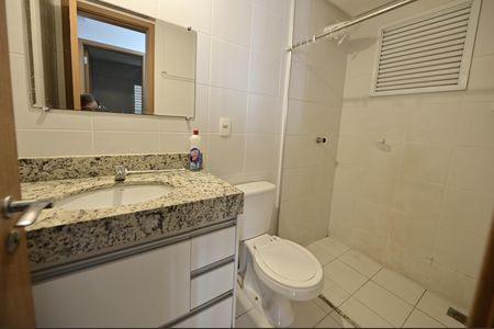 Apartamento para alugar com 56m², 2 quartos e 1 vaga Apartamento para alugar com 56m², 2 quartos e 1 vagaBanheiro
