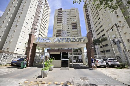 Apartamento para alugar com 56m², 2 quartos e 1 vaga Apartamento para alugar com 56m², 2 quartos e 1 vagaFachada
