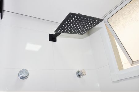 Apartamento para alugar com 44m², 2 quartos e 1 vagaDetalhe - Banheiro Social