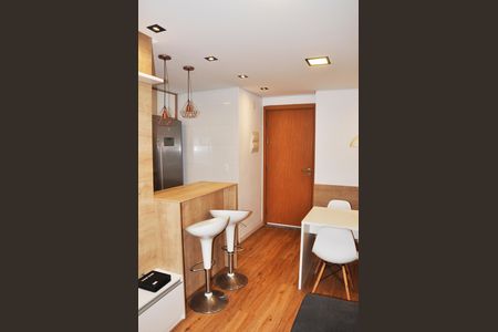 Apartamento para alugar com 44m², 2 quartos e 1 vagaDetalhe - Sala