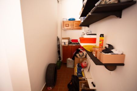 Casa à venda com 220m², 4 quartos e 3 vagas Casa à venda com 220m², 4 quartos e 3 vagasGARAGEM