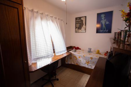 Casa à venda com 220m², 4 quartos e 3 vagas Casa à venda com 220m², 4 quartos e 3 vagasQUARTO 2