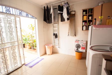 Casa à venda com 220m², 4 quartos e 3 vagas Casa à venda com 220m², 4 quartos e 3 vagasÁREA DE SERVIÇO