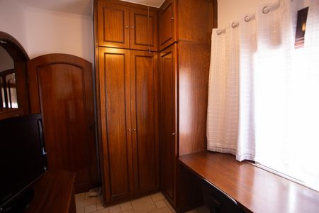 Casa à venda com 220m², 4 quartos e 3 vagas Casa à venda com 220m², 4 quartos e 3 vagasQUARTO 2