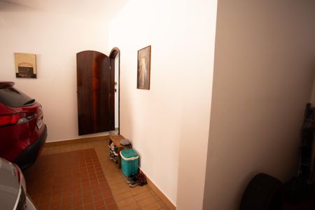 Casa à venda com 220m², 4 quartos e 3 vagas Casa à venda com 220m², 4 quartos e 3 vagasGARAGEM