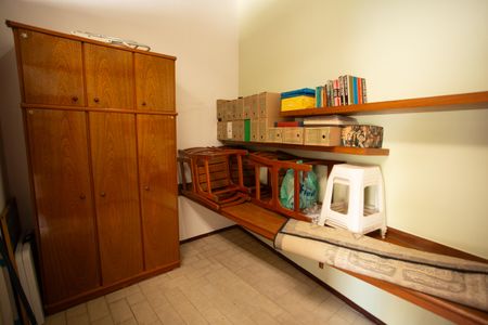 Casa à venda com 220m², 4 quartos e 3 vagas Casa à venda com 220m², 4 quartos e 3 vagasQUARTO 4