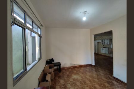 Casa à venda com 113m², 2 quartos e sem vaga Casa à venda com 113m², 2 quartos e sem vagaSala