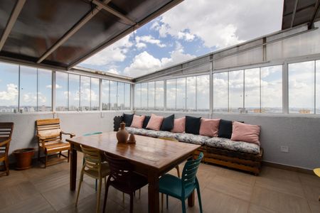 Apartamento à venda com 120m², 3 quartos e 2 vagasCobertura