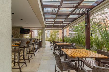 Apartamento à venda com 163m², 3 quartos e 3 vagas Apartamento à venda com 163m², 3 quartos e 3 vagasÁrea comum