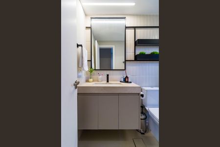 Apartamento à venda com 163m², 3 quartos e 3 vagas Apartamento à venda com 163m², 3 quartos e 3 vagasBanheiro Suíte 3