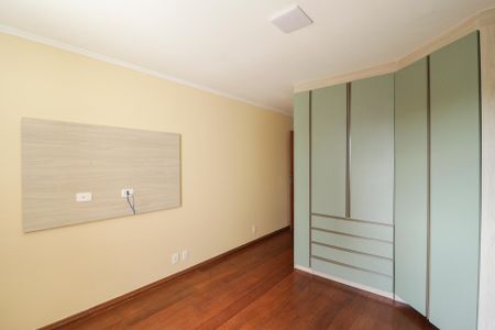Casa para alugar com 173m², 3 quartos e 2 vagas Casa para alugar com 173m², 3 quartos e 2 vagasSuíte