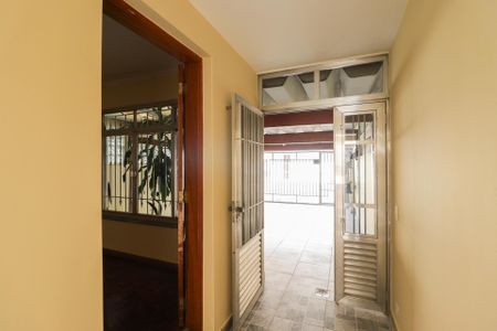 Casa para alugar com 173m², 3 quartos e 2 vagas Casa para alugar com 173m², 3 quartos e 2 vagasÁrea Externa - Entrada