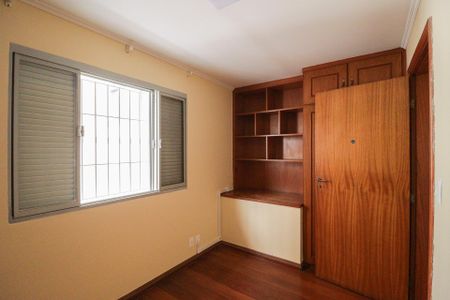Casa para alugar com 173m², 3 quartos e 2 vagas Casa para alugar com 173m², 3 quartos e 2 vagasQuarto 2
