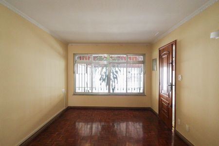 Casa para alugar com 173m², 3 quartos e 2 vagas Casa para alugar com 173m², 3 quartos e 2 vagasSala