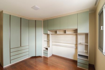 Casa para alugar com 173m², 3 quartos e 2 vagas Casa para alugar com 173m², 3 quartos e 2 vagasSuíte