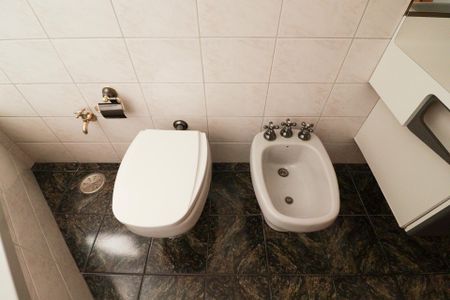 Casa para alugar com 173m², 3 quartos e 2 vagas Casa para alugar com 173m², 3 quartos e 2 vagasBanheiro da Suíte