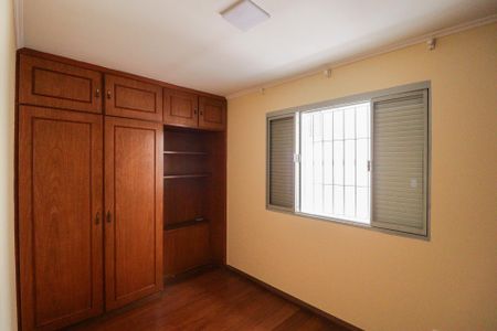 Casa para alugar com 173m², 3 quartos e 2 vagas Casa para alugar com 173m², 3 quartos e 2 vagasQuarto 2