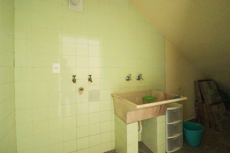Casa para alugar com 173m², 3 quartos e 2 vagas Casa para alugar com 173m², 3 quartos e 2 vagasÁrea de Serviço e Banheiro de Serviço