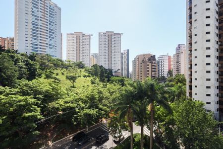 Apartamento à venda com 150m², 3 quartos e 3 vagas Apartamento à venda com 150m², 3 quartos e 3 vagasVista da Varanda da Sala